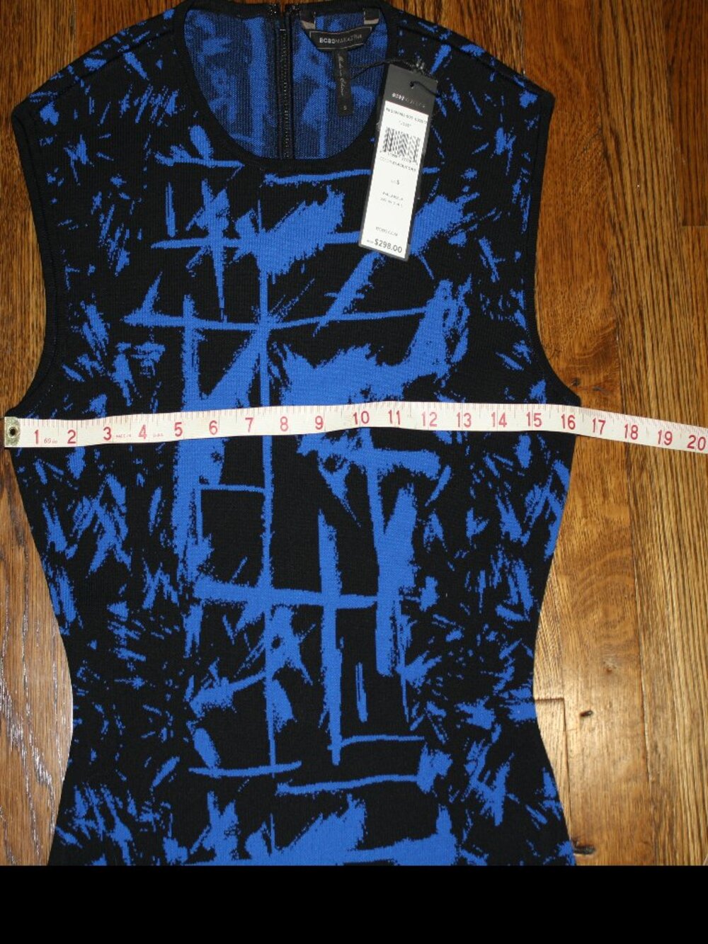 NWT - BCBG MaxAzria Jose Knit Bodycon Dress - Size Small - Picture 6 of 10